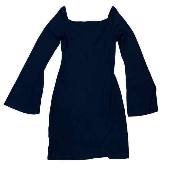 NWT Cupshe Bailey Dress Twist Front Long Bell Sleeves Bodycon Mini Sz M - Picture 5 of 5